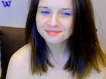 111kamilla111 chaturbate