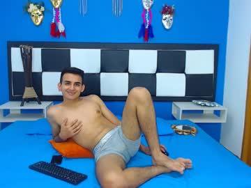 18gummyboys chaturbate