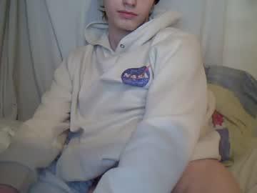 2000born chaturbate