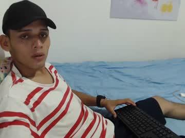 alanstonexxx chaturbate