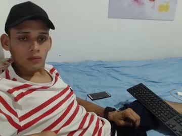 alanstonexxx chaturbate