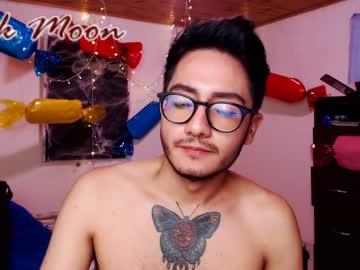 alek_moon chaturbate