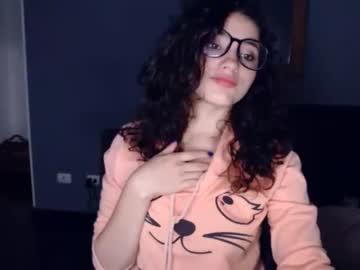 alexa_june_ chaturbate