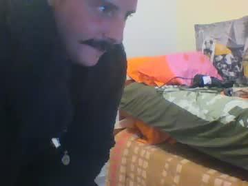 amaturehornymanlovebutts3332 chaturbate
