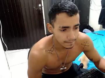 andrew_69_ chaturbate