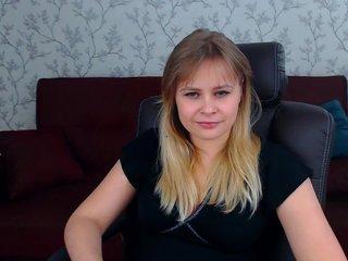 Anika-fox bongacams