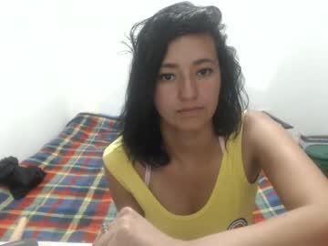 annie_clark2 chaturbate