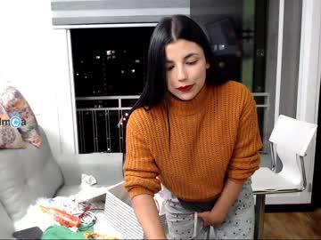 arya_mills chaturbate