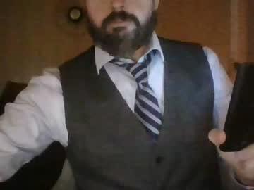 beardguy28 chaturbate