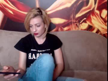 curlyblonndy chaturbate