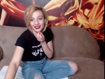 curlyblonndy chaturbate