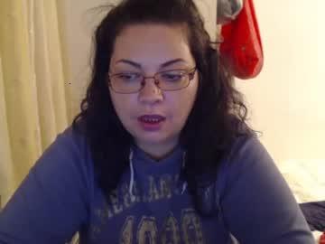 curvymomylore chaturbate