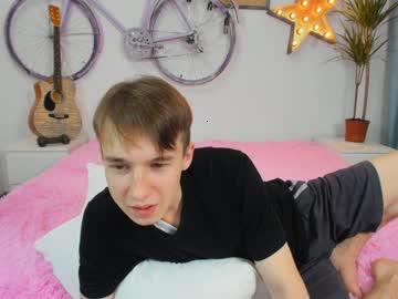 derrrick_lynch chaturbate