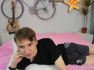 derrrick_lynch chaturbate