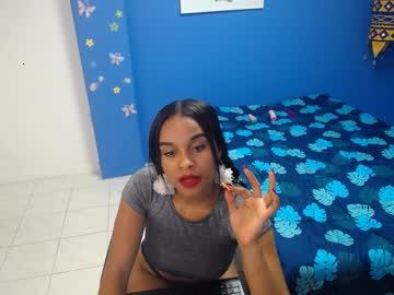 donyale_lux19 chaturbate