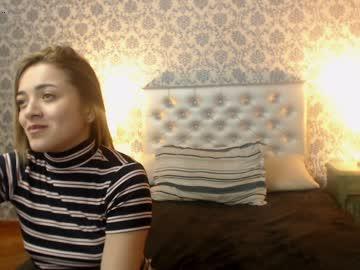 emelythompsonn chaturbate