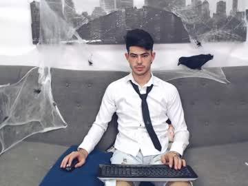 ethan_ray chaturbate