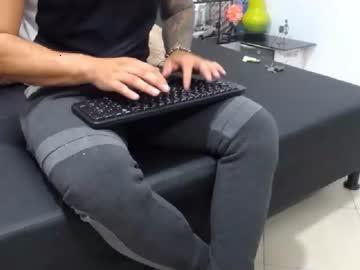 golden_bixex chaturbate