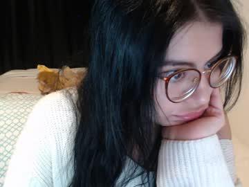 holly_bunny321 chaturbate