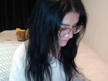 holly_bunny321 chaturbate