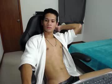 ian_oliveira01 chaturbate