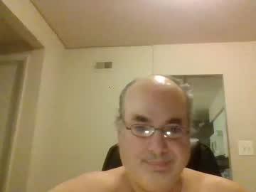 italianmanmd3016 chaturbate