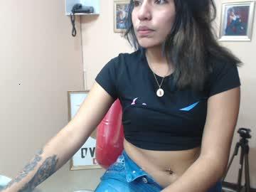 jade_presley chaturbate