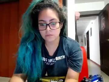 jen2712 chaturbate