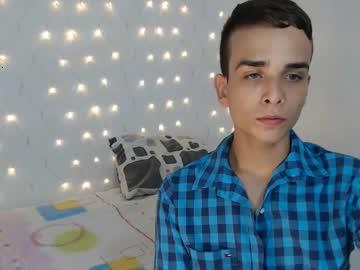 kevin_brooke chaturbate