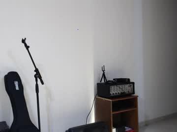 kikelatinhot chaturbate