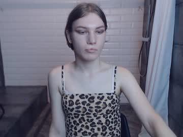 kira_peal chaturbate