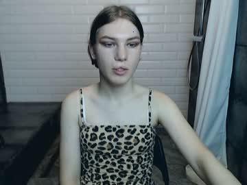 kira_peal chaturbate