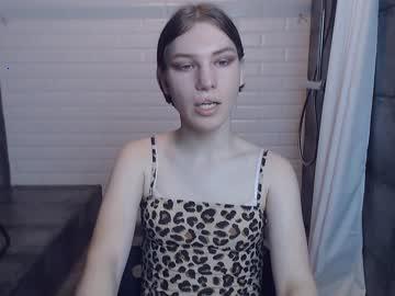 kira_peal chaturbate