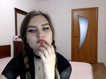 kiraohcherry chaturbate