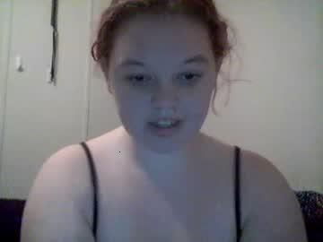 ladyred1995 chaturbate