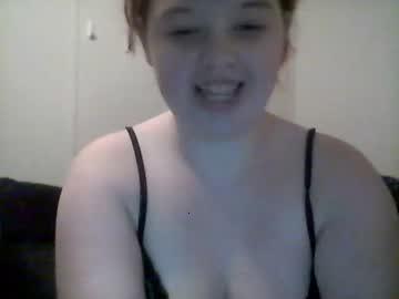 ladyred1995 chaturbate