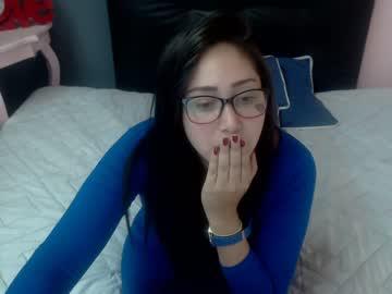 lara_croftxx chaturbate