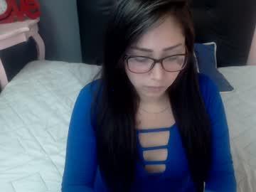 lara_croftxx chaturbate