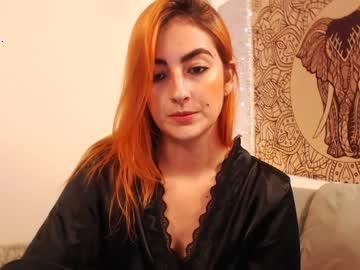 lara_thangeryn chaturbate