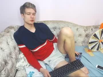 larry_casio chaturbate