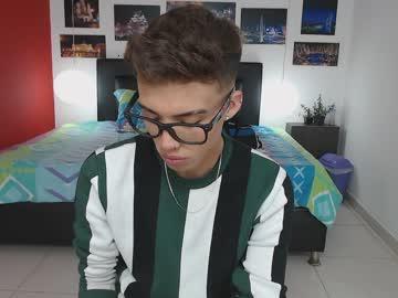 latin_hot019 chaturbate