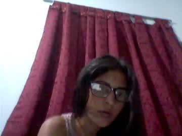 latin_lucy chaturbate