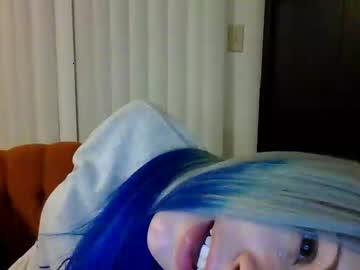 lillydesigner chaturbate