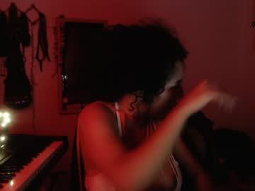 lolabigareolas chaturbate