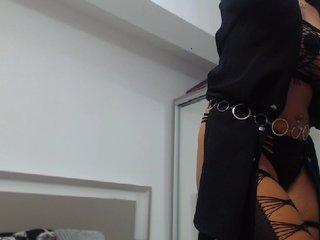 lovelyblondyx bongacams