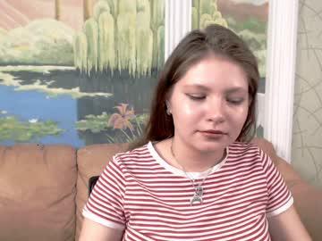 lusiyaperes chaturbate