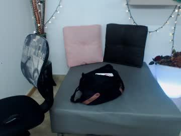 luucy_hot chaturbate