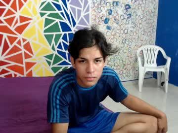 michaelsexyboy_123 chaturbate