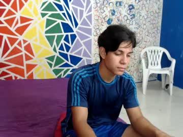 michaelsexyboy_123 chaturbate