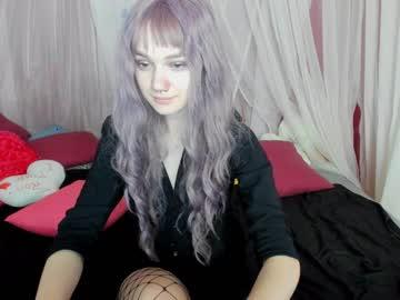 midnightmonika chaturbate